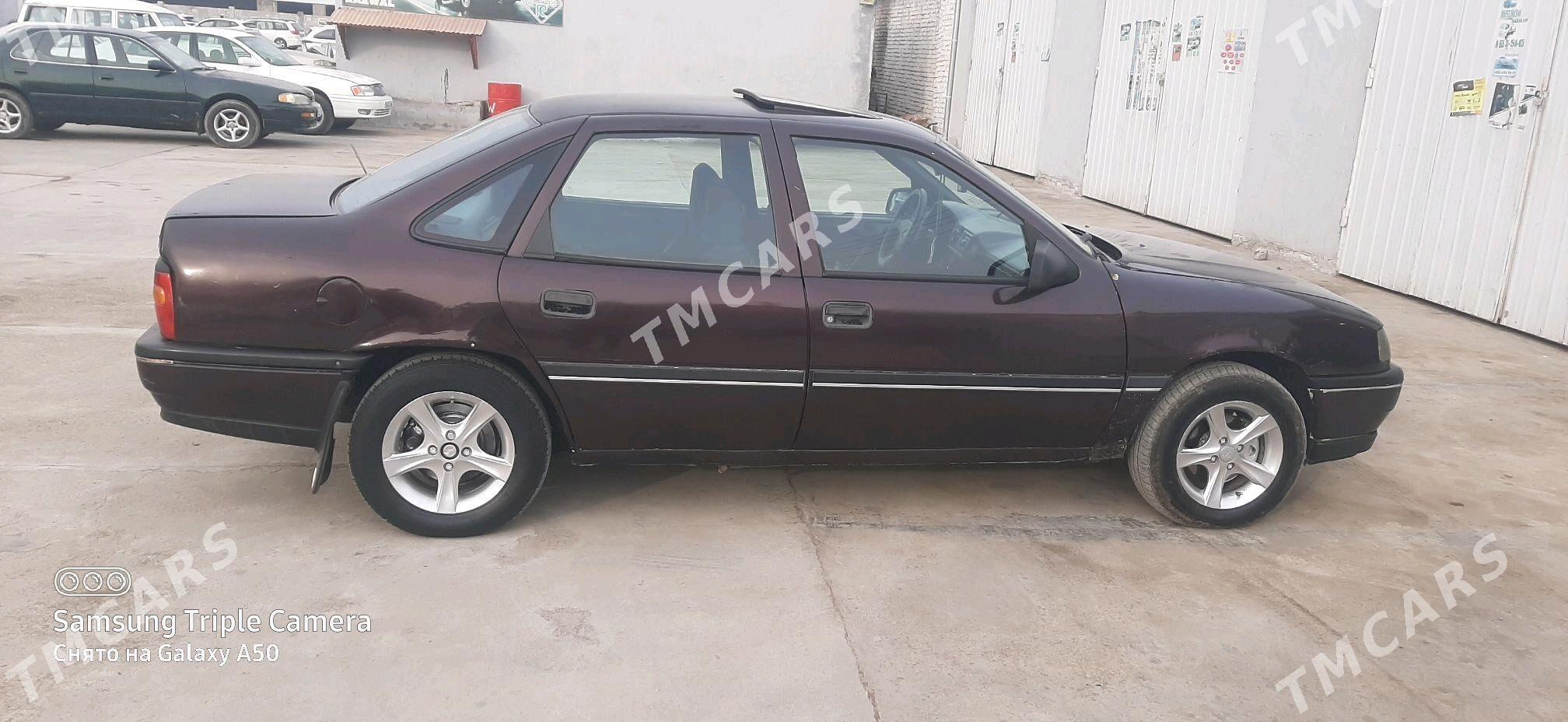 Opel Vectra 1992 - 26 000 TMT - Wekilbazar - img 3