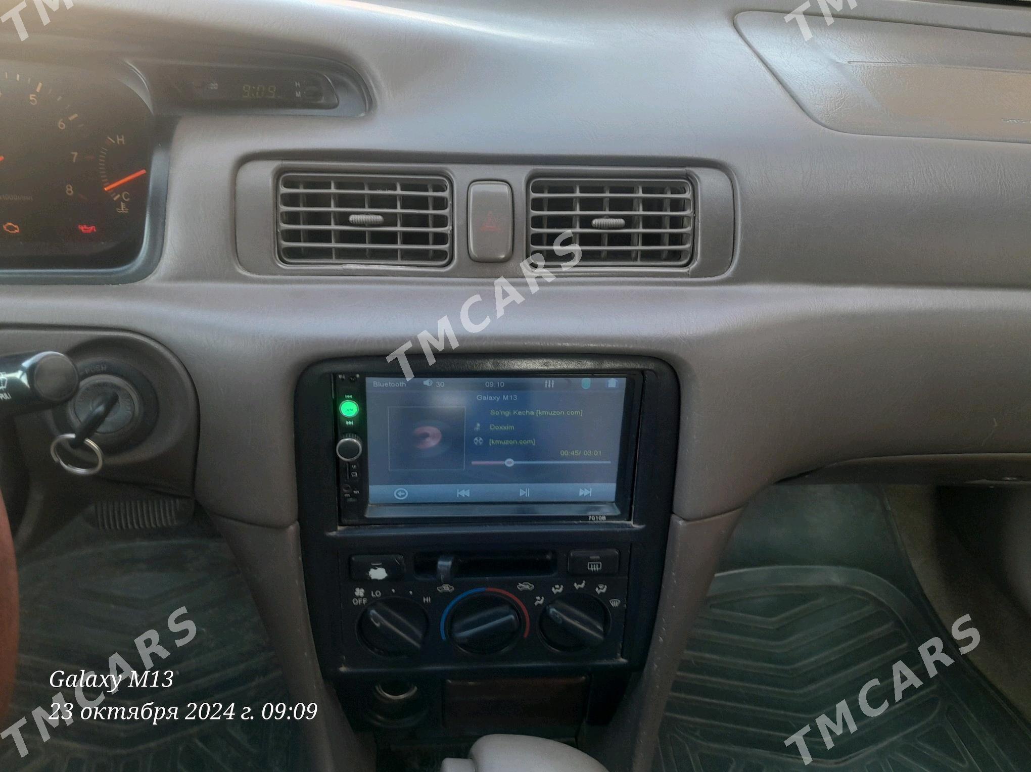 Toyota Camry 1998 - 100 000 TMT - Dostluk - img 3