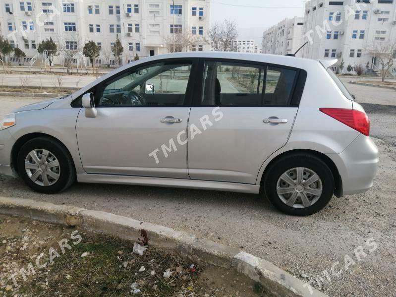 Nissan Versa 2010 - 110 000 TMT - Балканабат - img 4