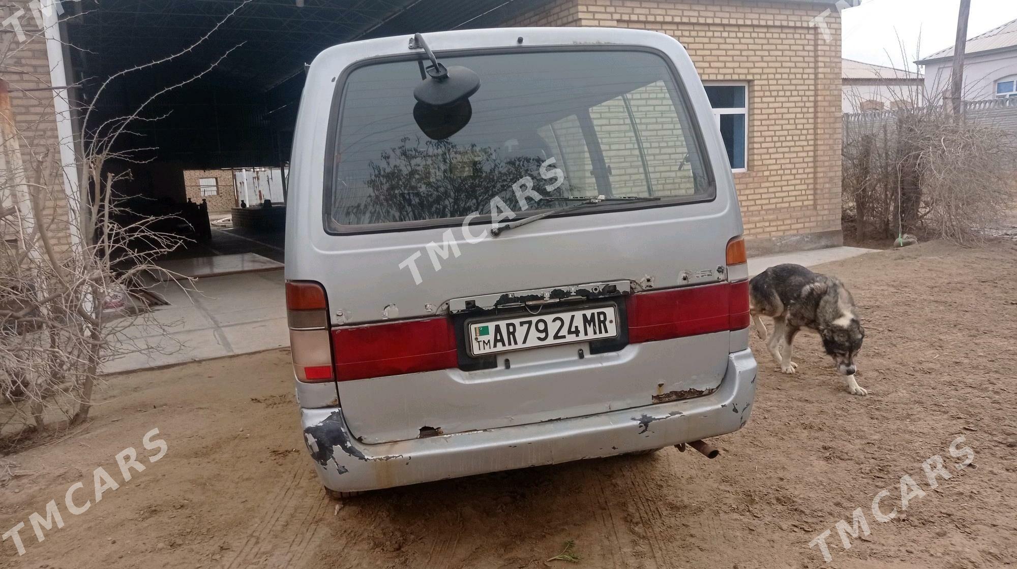 Toyota Hiace 1991 - 55 000 TMT - Мары - img 4