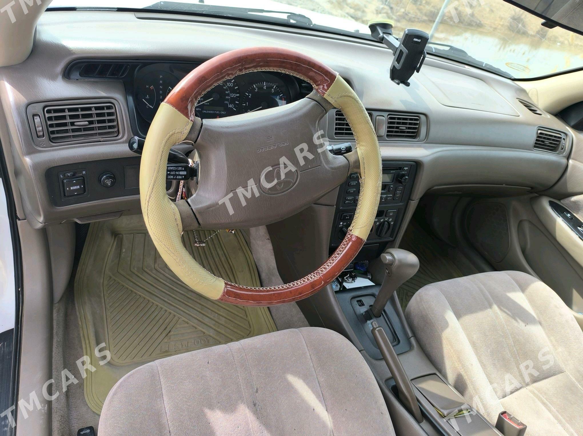 Toyota Camry 1998 - 120 000 TMT - Векильбазар - img 9