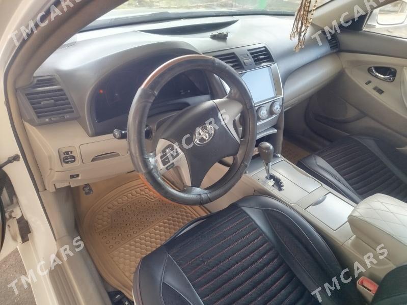 Toyota Camry 2010 - 170 000 TMT - Туркменабат - img 2