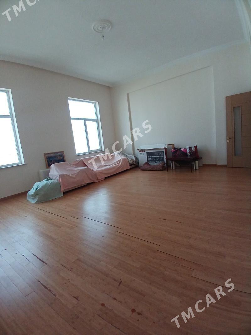 Элитка 14 этап 4ком 210м² - 14-nji tapgyr (Sowhozny köç) - img 6