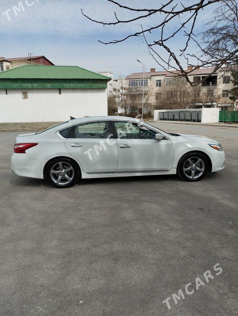 Nissan Altima 2017 - 138 000 TMT - 9 мкр - img 7