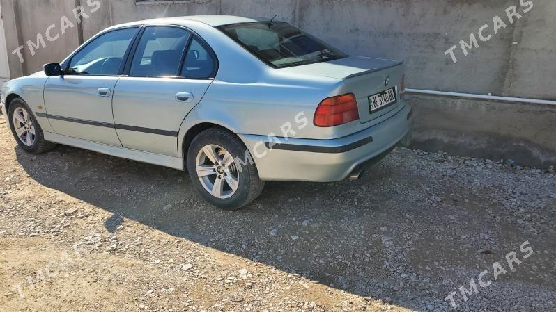 BMW 528 1998 - 73 000 TMT - Балканабат - img 3