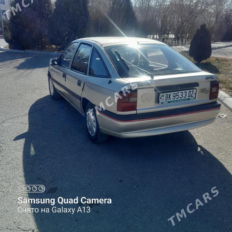 Opel Vectra 1992 - 31 000 TMT - Дашогуз - img 2