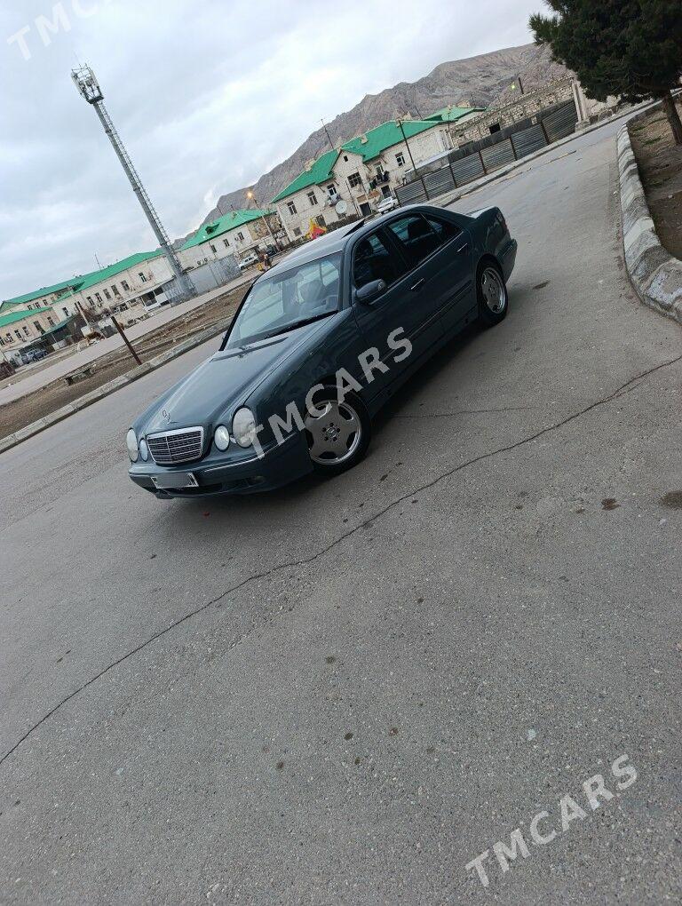 Mercedes-Benz E320 1998 - 110 000 TMT - Türkmenbaşy - img 2