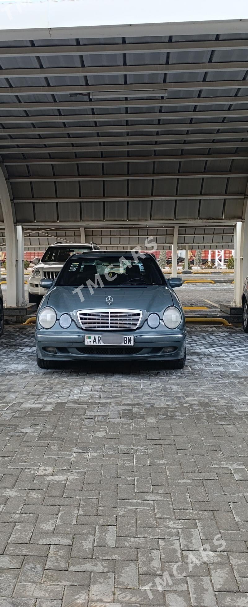 Mercedes-Benz E320 1998 - 110 000 TMT - Türkmenbaşy - img 5