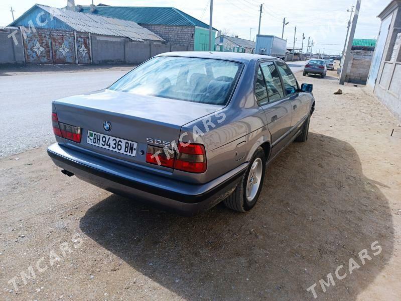 BMW 525 1991 - 65 000 TMT - Гумдаг - img 3