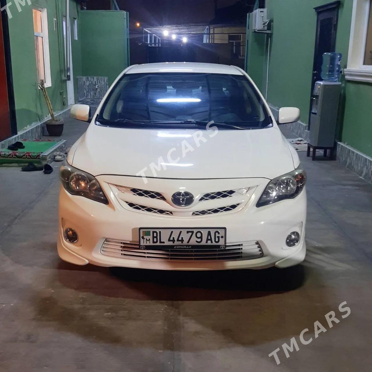 Toyota Corolla 2011 - 175 000 TMT - Бузмеин - img 3