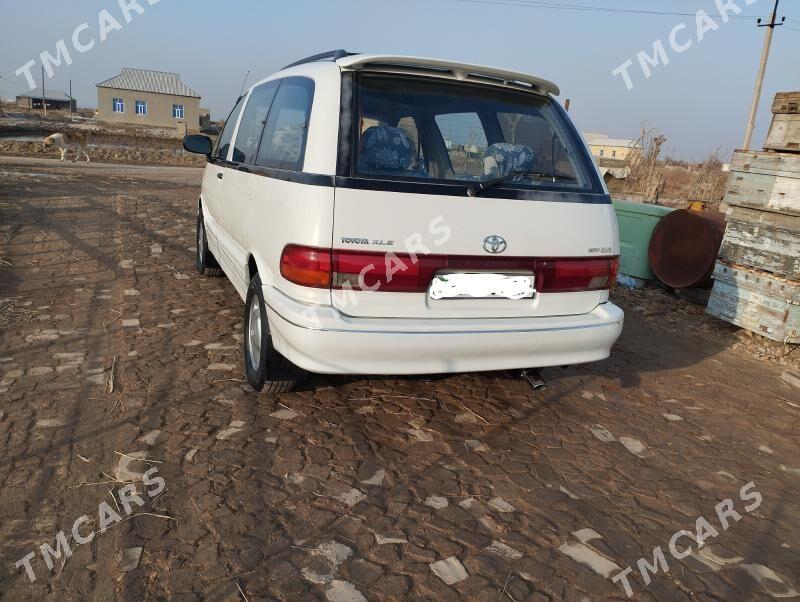 Toyota Previa 1991 - 100 000 TMT - Ёлётен - img 4