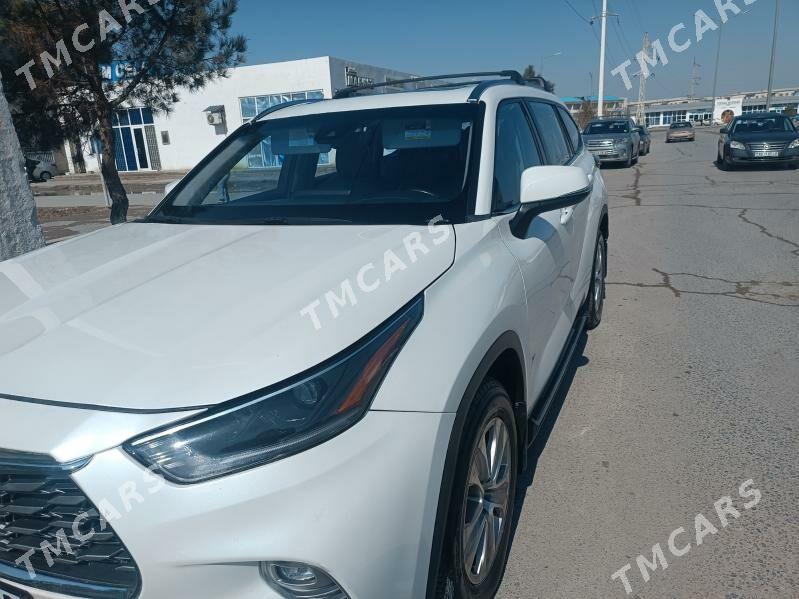 Toyota Highlander 2022 - 570 000 TMT - Dänew - img 3