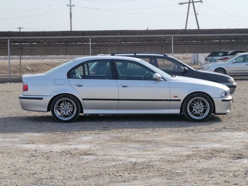 BMW E39 2000 - 140 000 TMT - Dänew - img 9