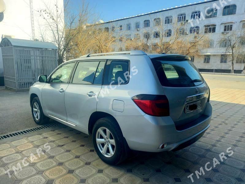 Toyota Highlander 2009 - 220 000 TMT - Мары - img 5