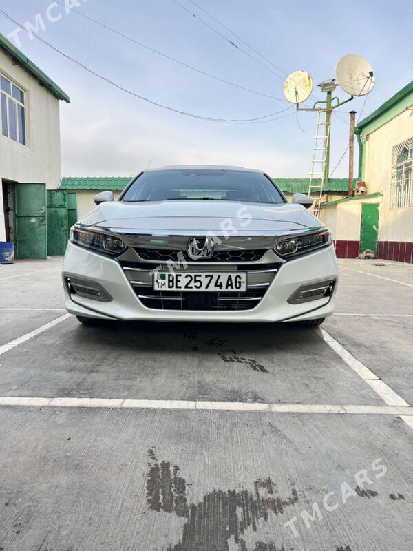 Honda Accord 2017 - 400 000 TMT - Бузмеин - img 2