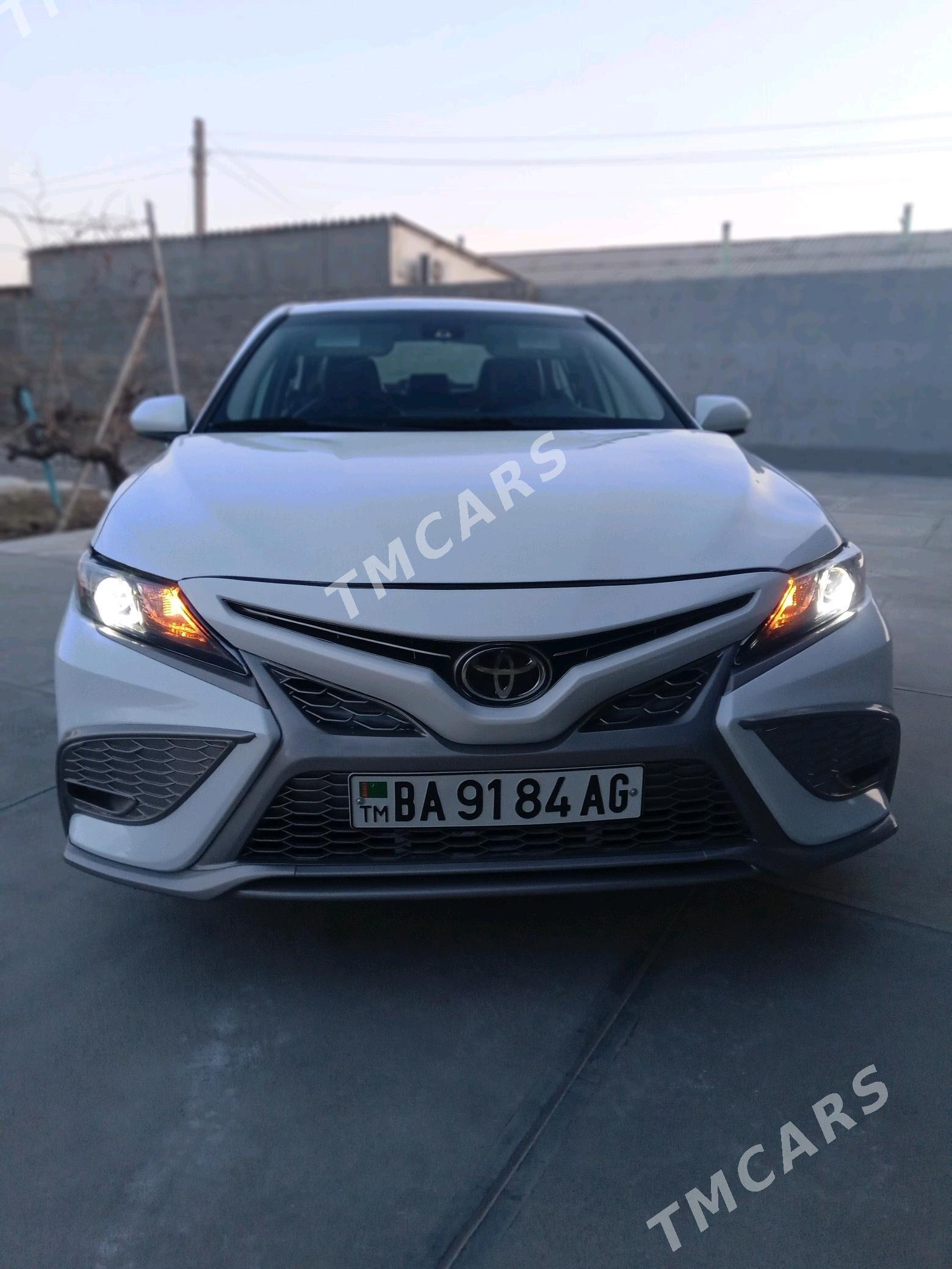 Toyota Camry 2021 - 265 000 TMT - Aşgabat - img 2