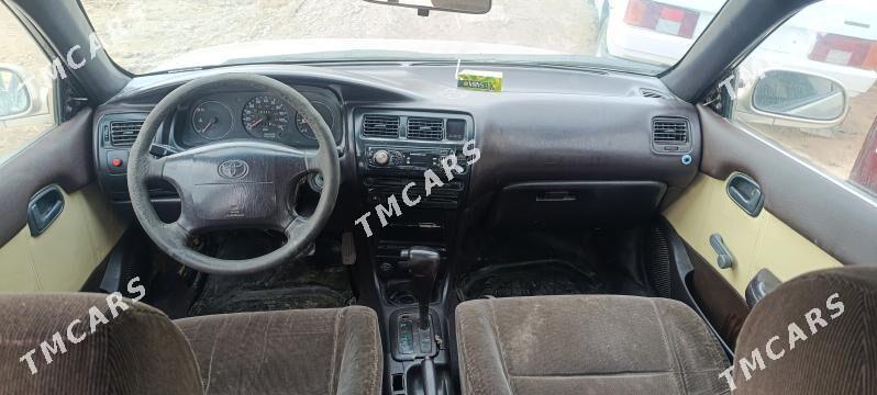 Toyota Corolla 1993 - 50 000 TMT - Köneürgenç - img 2