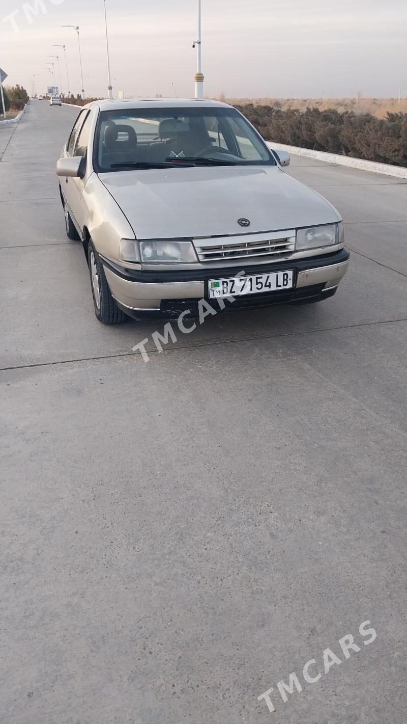 Opel Vectra 1990 - 35 000 TMT - Саят - img 3