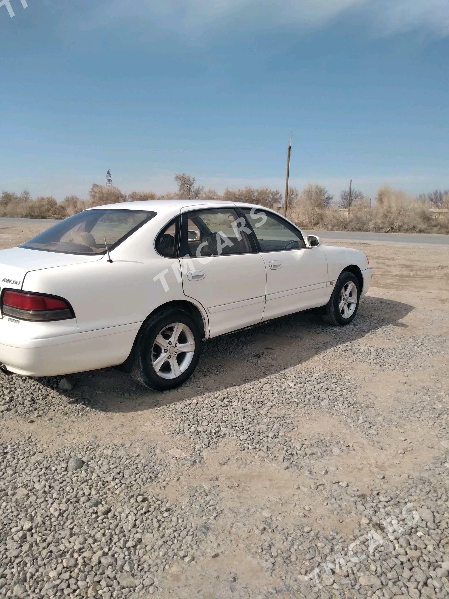 Toyota Avalon 1995 - 66 000 TMT - Халач - img 4