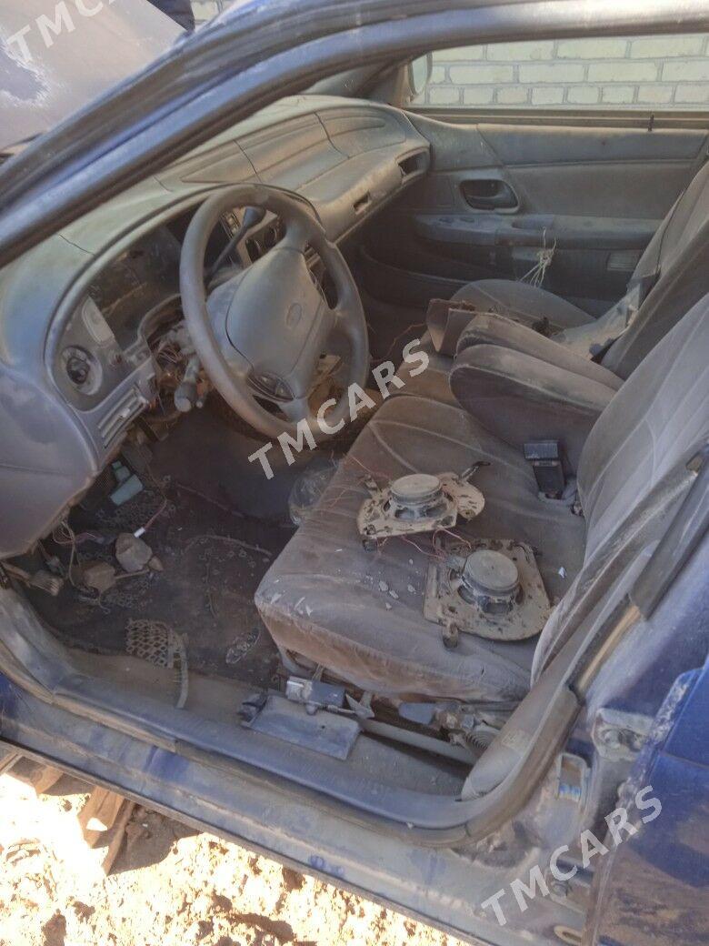 Ford Taurus 1995 - 4 000 TMT - Türkmenabat - img 1
