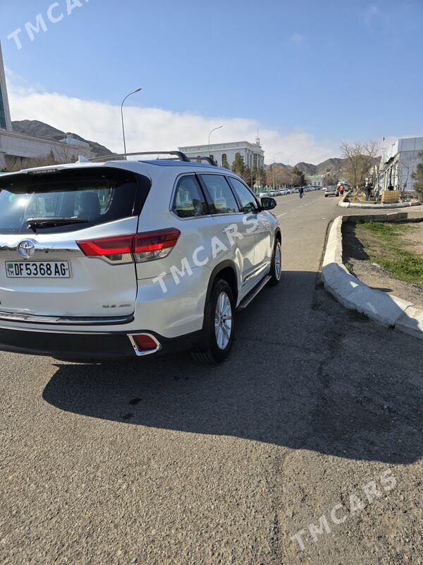 Toyota Highlander 2018 - 375 000 TMT - Büzmeýin - img 7