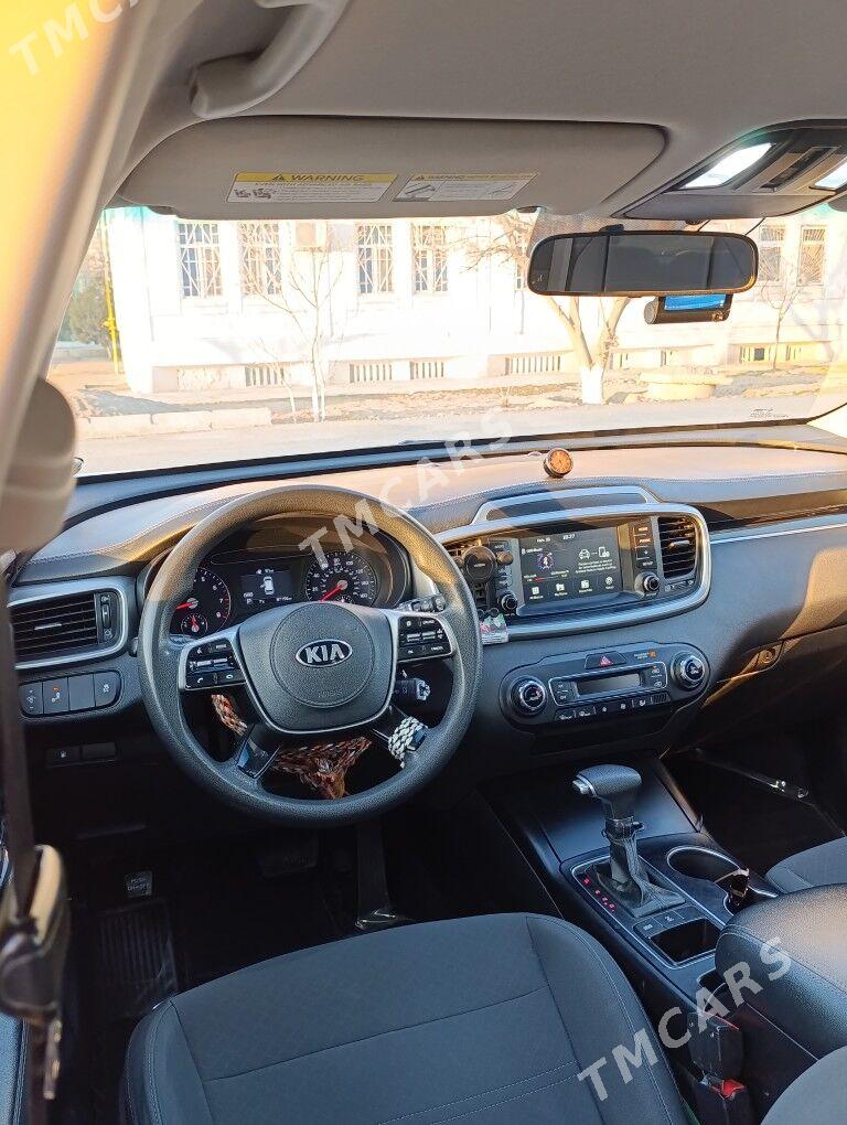 Kia Sorento 2019 - 275 000 TMT - Aşgabat - img 6