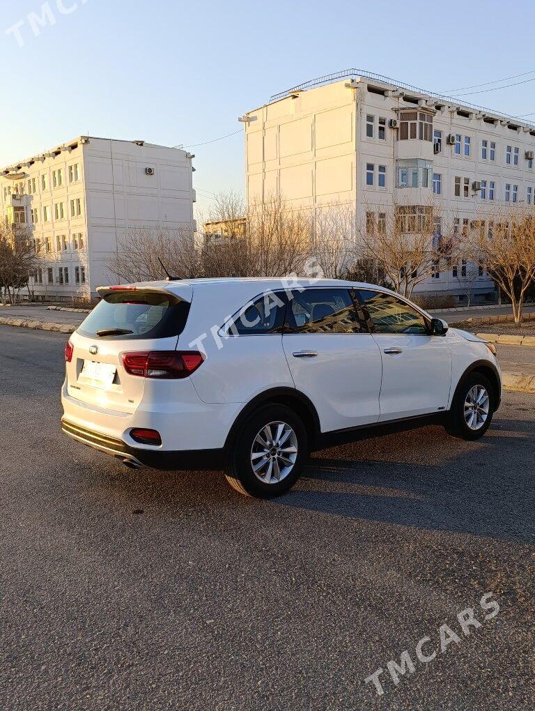 Kia Sorento 2019 - 275 000 TMT - Aşgabat - img 4