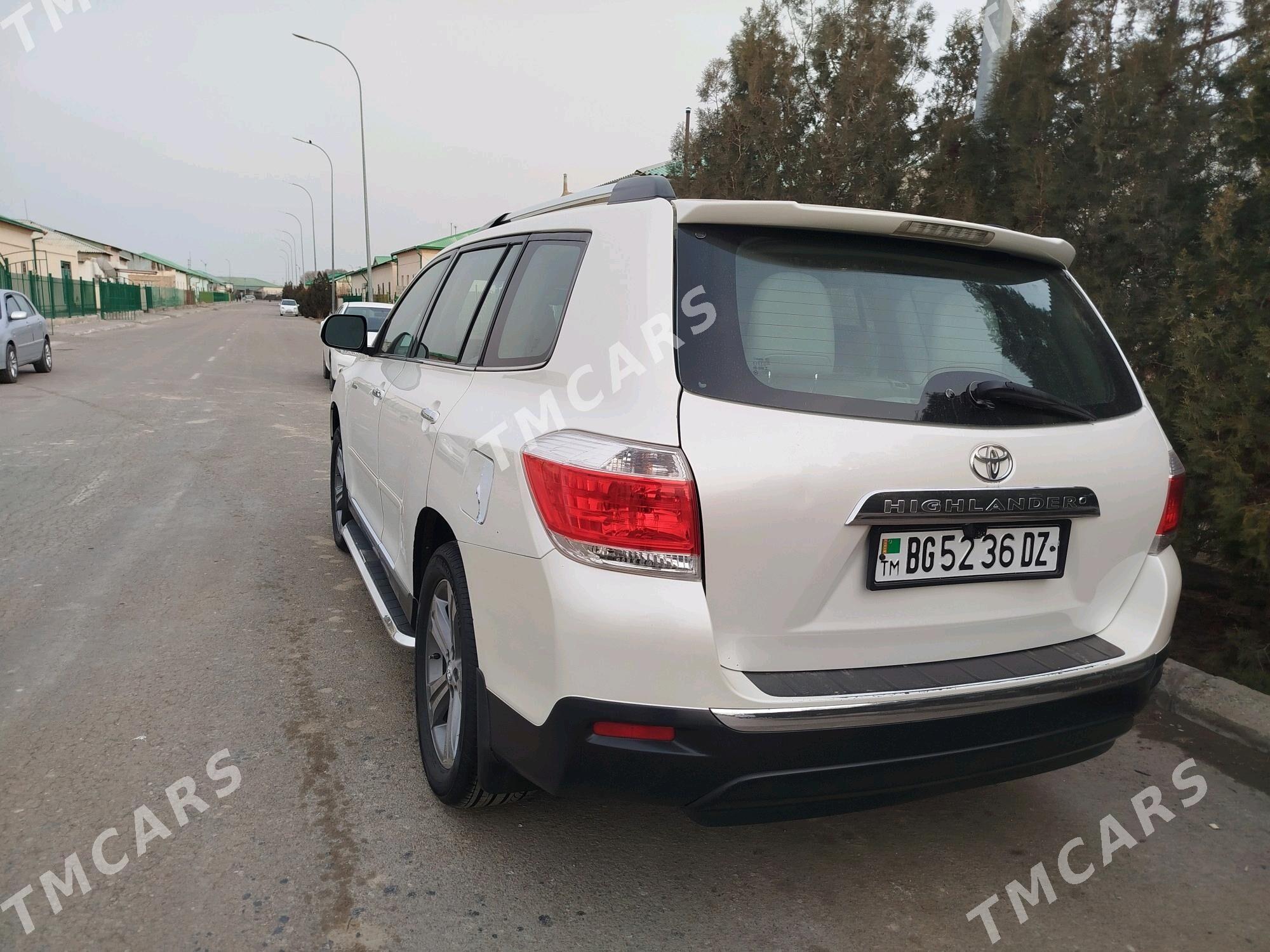 Toyota Highlander 2012 - 360 000 TMT - Daşoguz - img 6