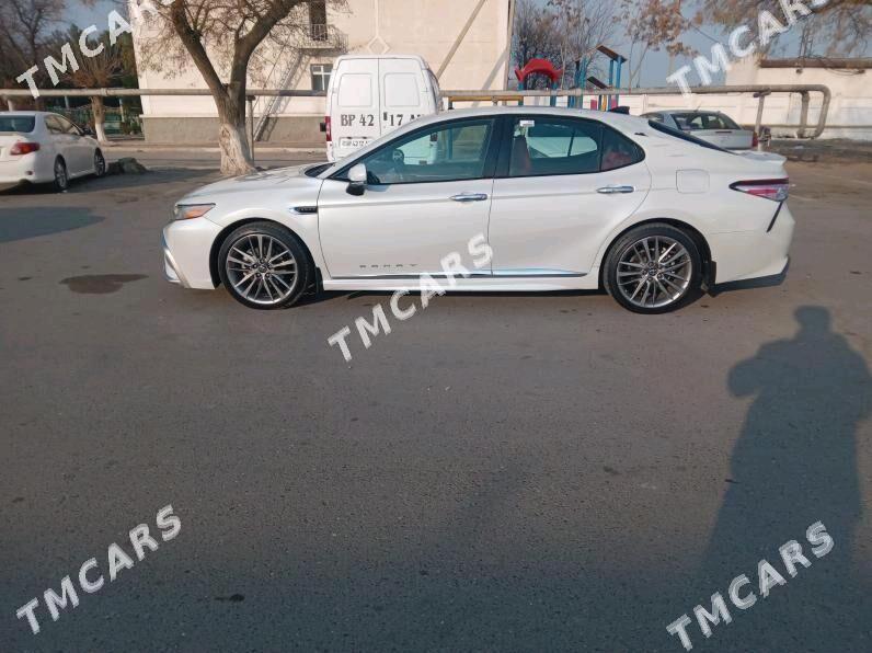 Toyota Camry 2018 - 335 900 TMT - Aşgabat - img 10