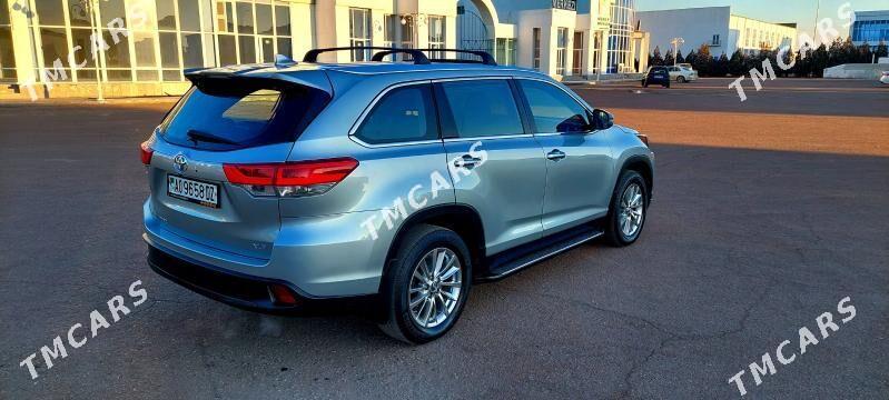 Toyota Highlander 2019 - 460 000 TMT - Дашогуз - img 4