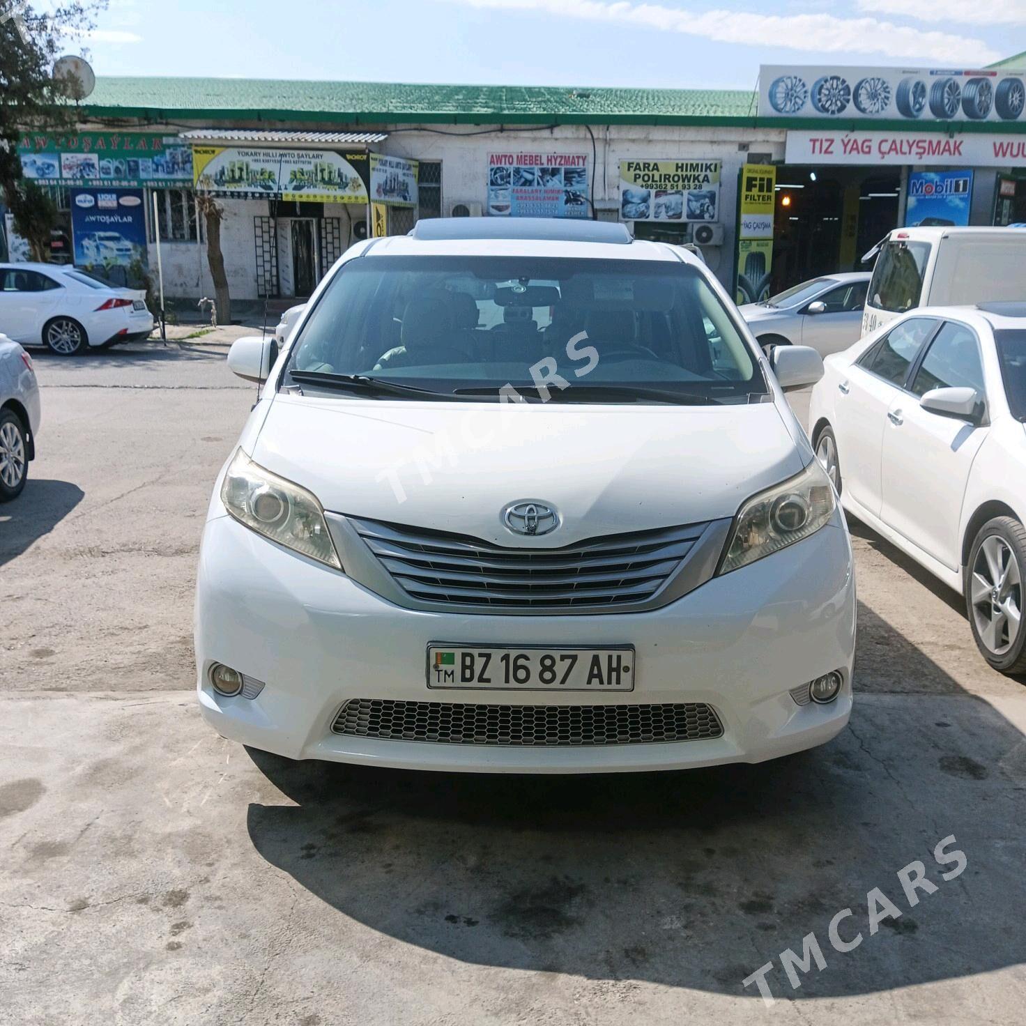 Toyota Sienna 2012 - 270 000 TMT - Ашхабад - img 3