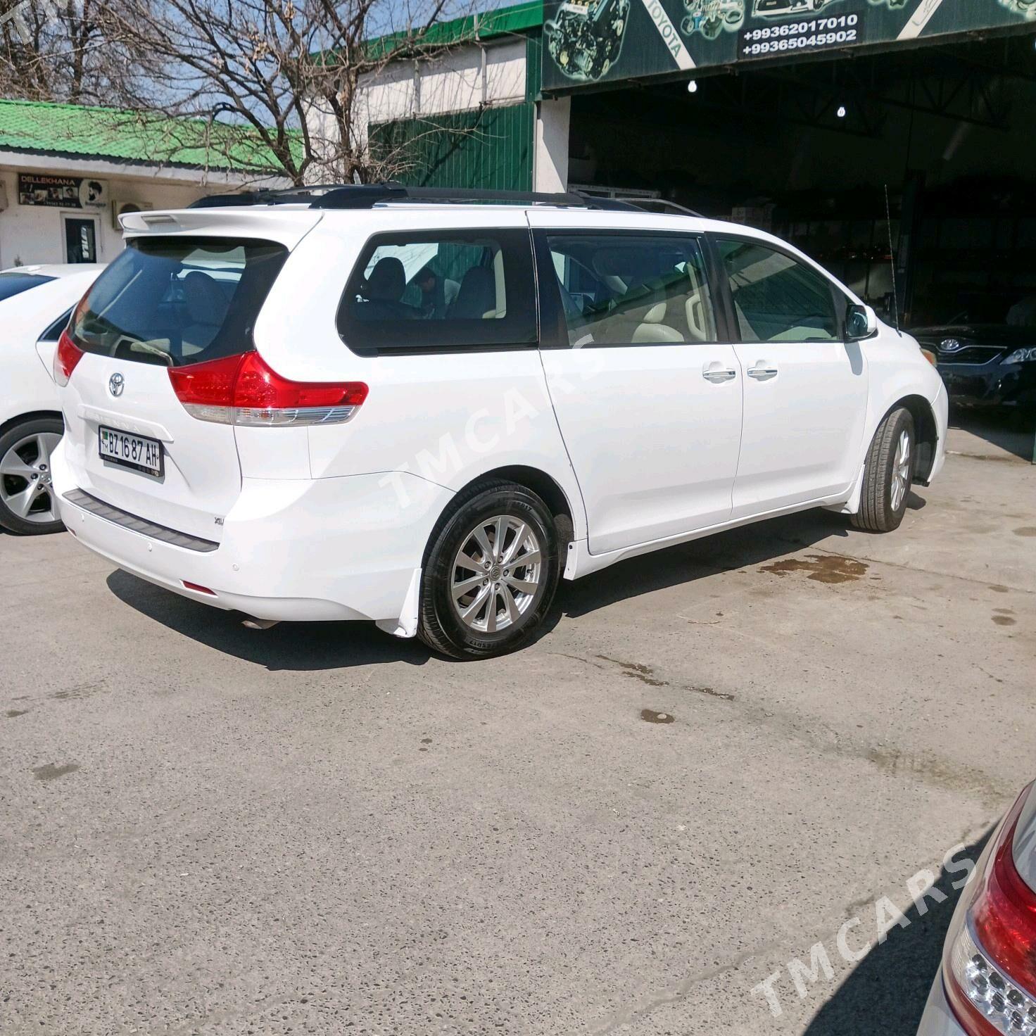 Toyota Sienna 2012 - 270 000 TMT - Ашхабад - img 5