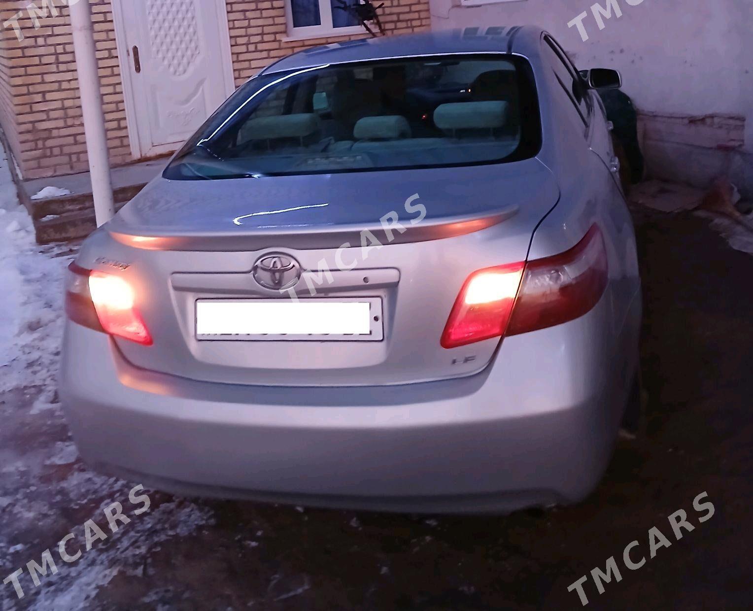 Toyota Camry 2006 - 156 000 TMT - етр. Туркменбаши - img 2