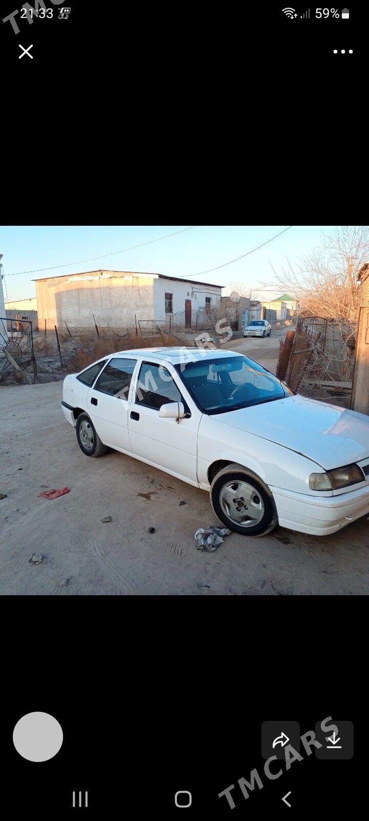 Opel Vectra 1990 - 25 000 TMT - Дашогуз - img 2