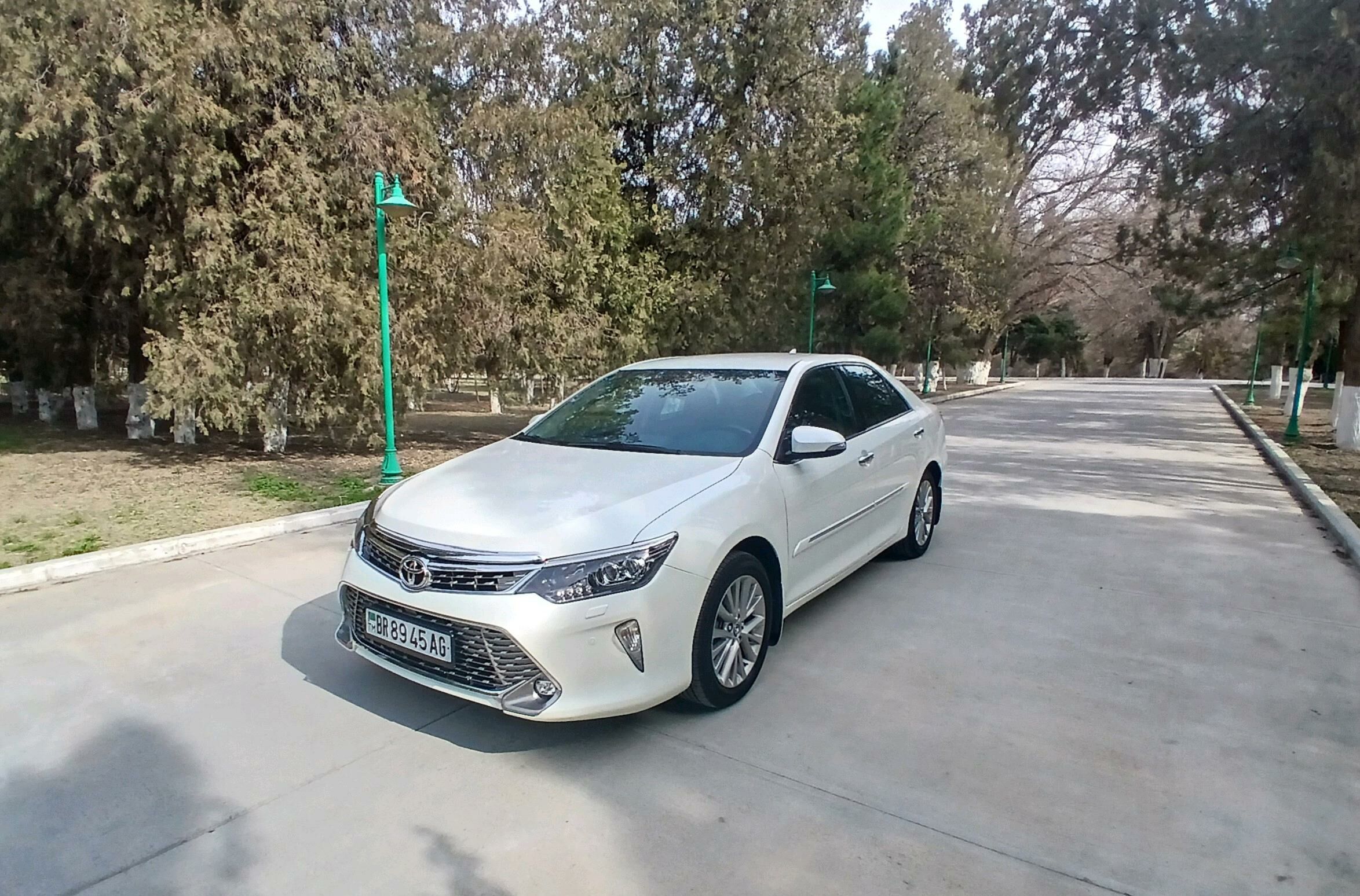 Toyota Camry 2017 - 550 000 TMT - Бузмеин - img 2