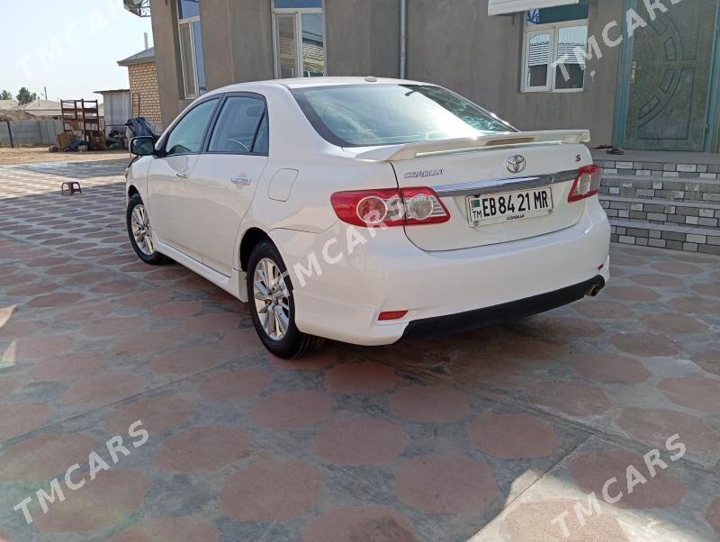 Toyota Corolla 2012 - 145 000 TMT - Мары - img 4