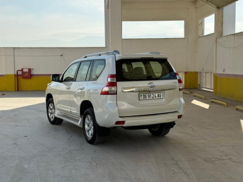 Toyota Land Cruiser Prado 2015 - 575 000 TMT - Ашхабад - img 8