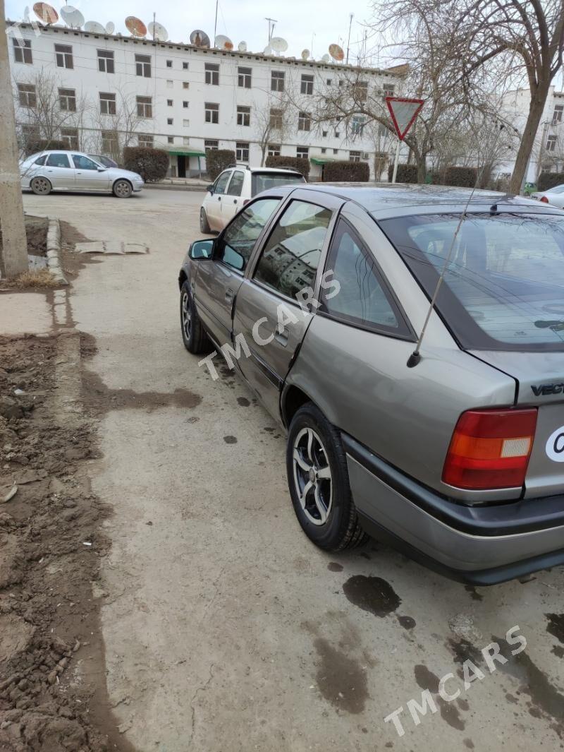 Opel Vectra 1992 - 30 000 TMT - Дашогуз - img 3