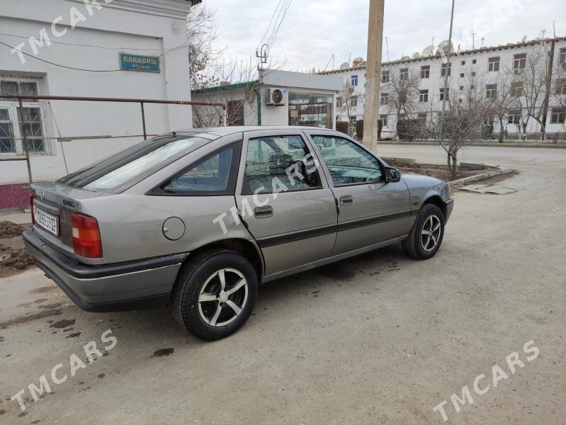 Opel Vectra 1992 - 30 000 TMT - Дашогуз - img 4