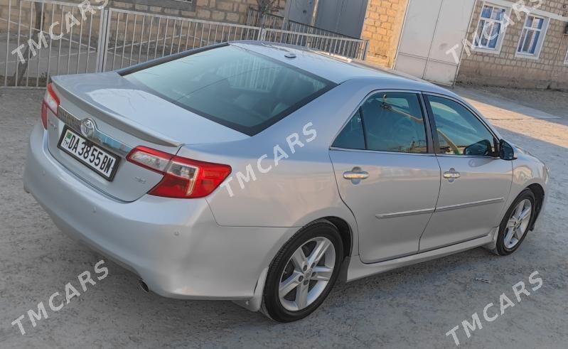 Toyota Camry 2012 - 180 000 TMT - Гызыларбат - img 5