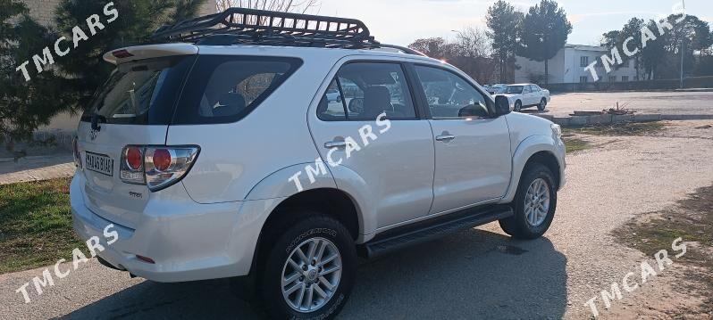 Toyota Fortuner 2014 - 375 000 TMT - 2 мкр - img 9