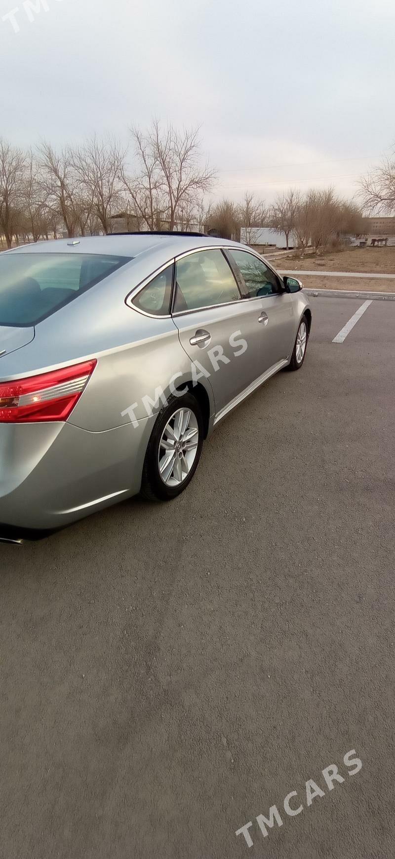 Toyota Avalon 2015 - 310 000 TMT - Мары - img 4