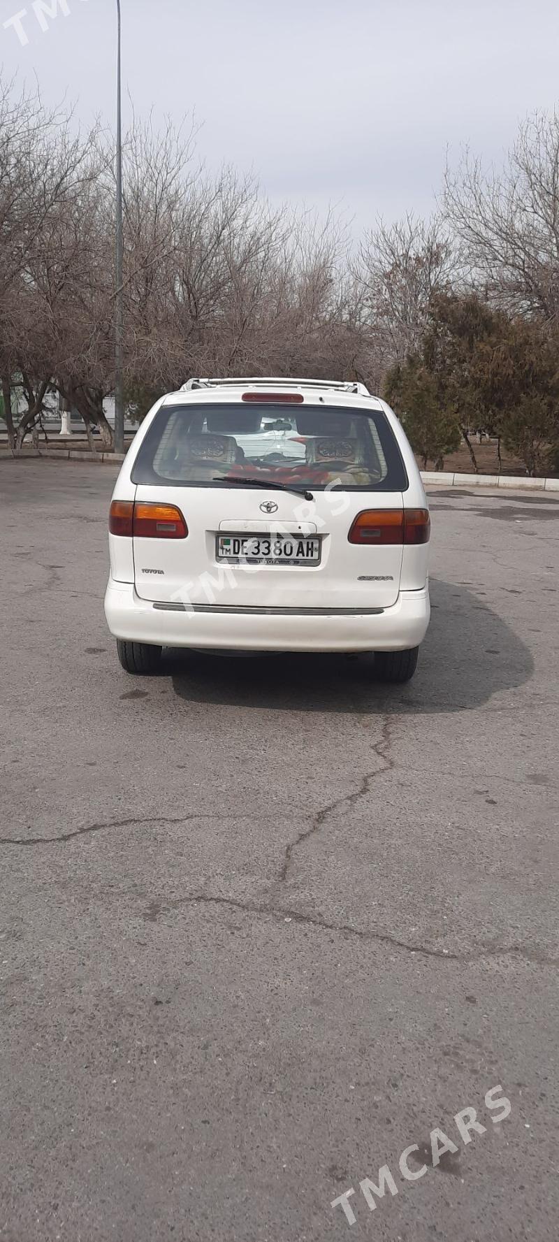 Toyota Sienna 2000 - 130 000 TMT - Ашхабад - img 3