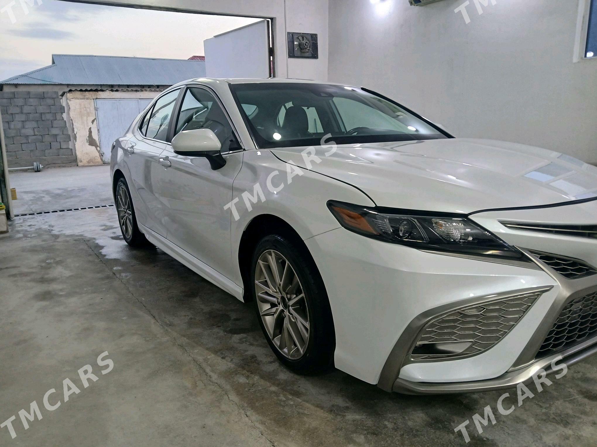 Toyota Camry 2021 - 255 000 TMT - Ашхабад - img 2