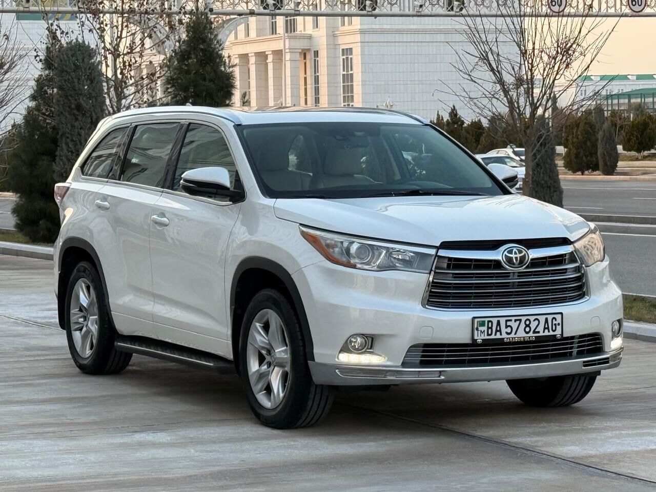 Toyota Highlander 2016 - 445 000 TMT - Ашхабад - img 3