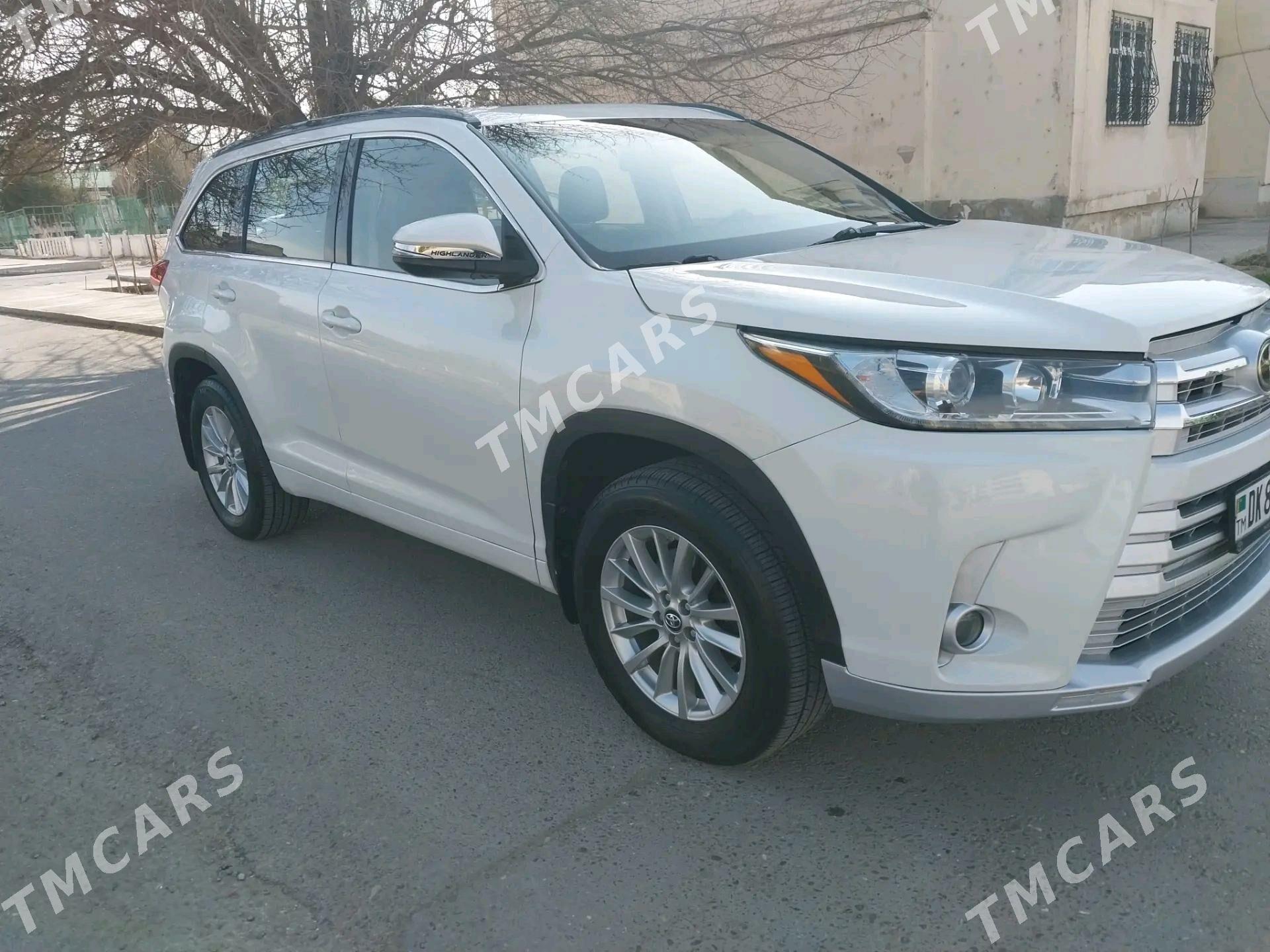 Toyota Highlander 2017 - 364 000 TMT - Ашхабад - img 5