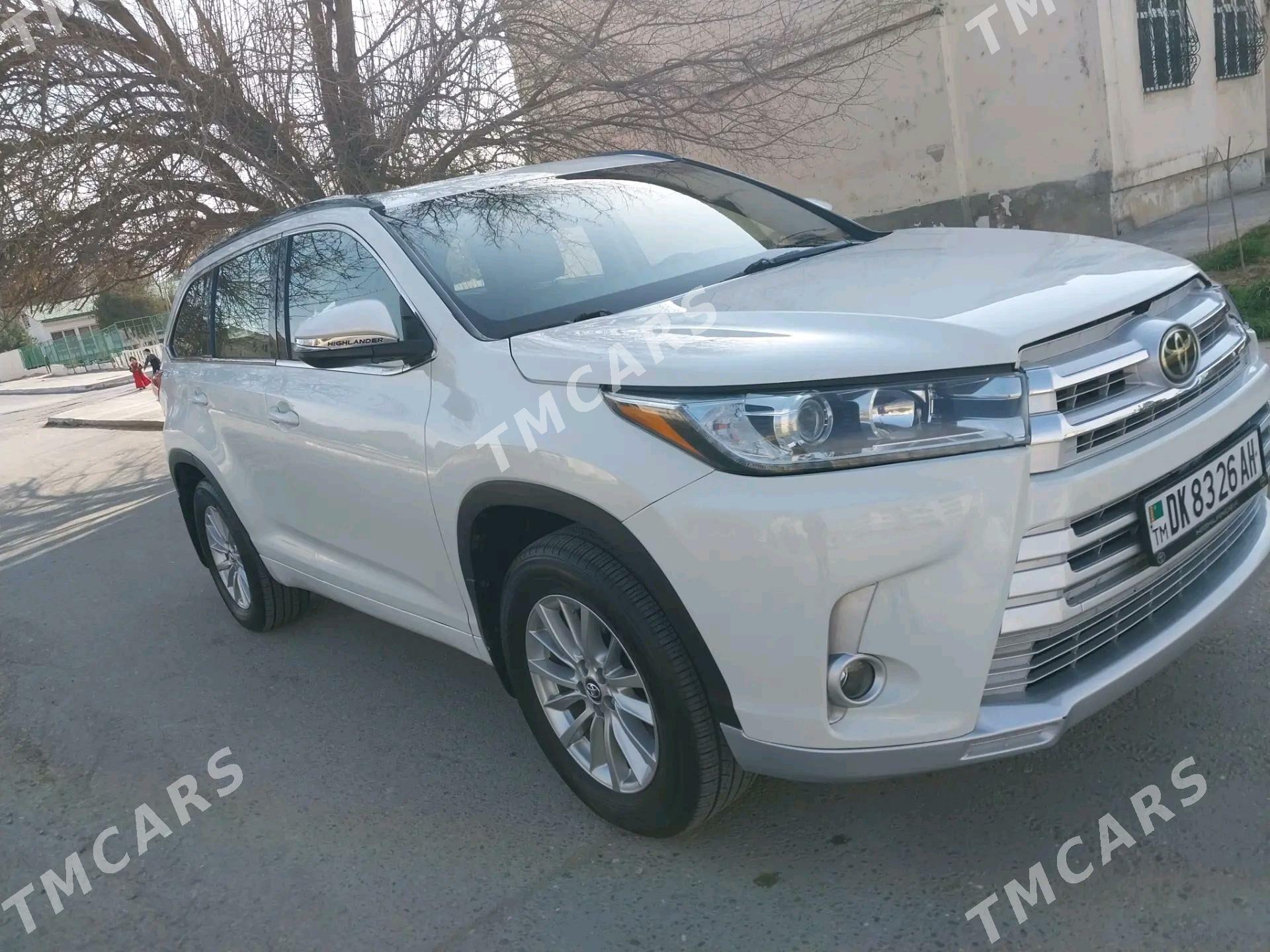 Toyota Highlander 2017 - 364 000 TMT - Ашхабад - img 2