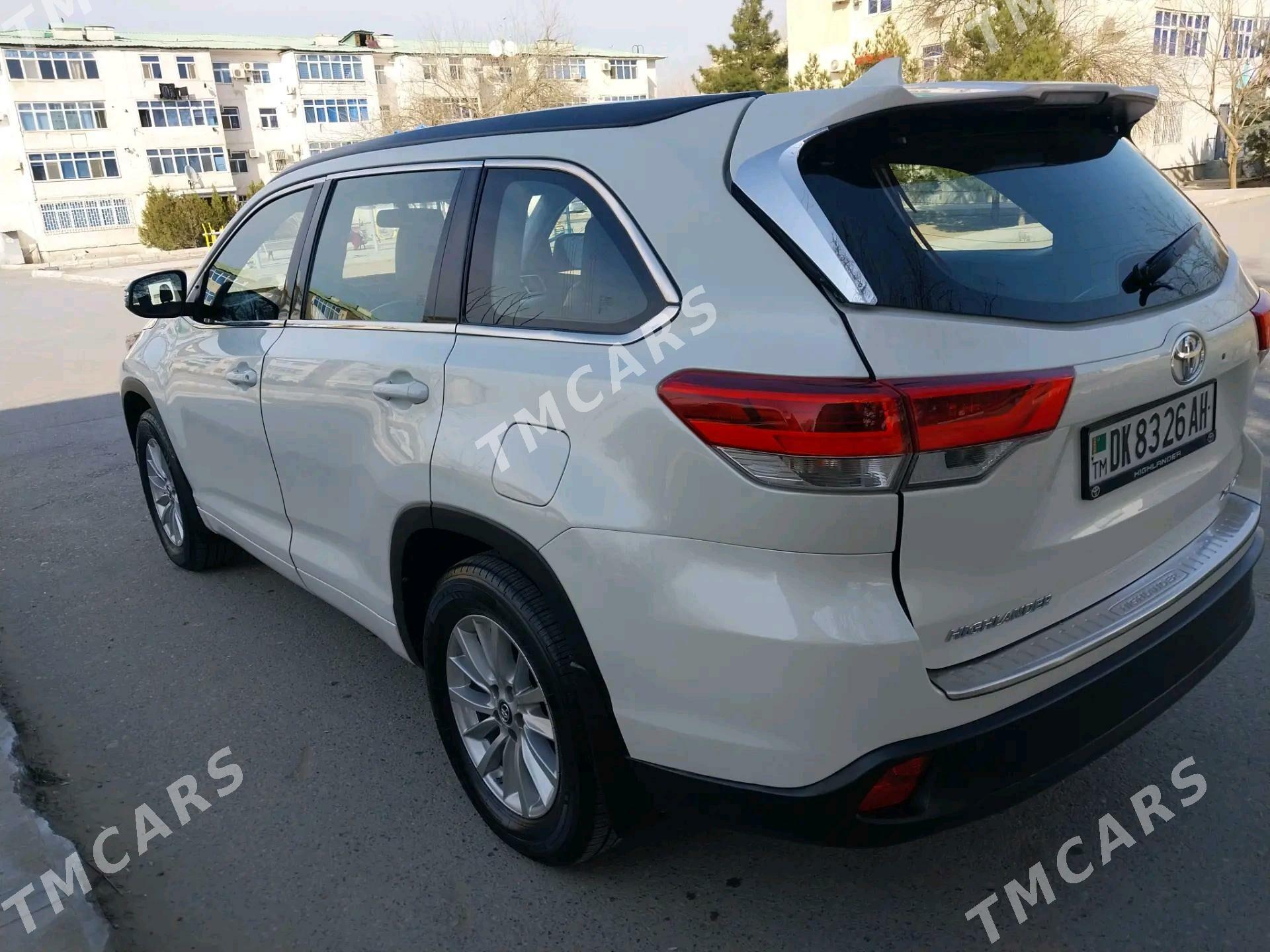 Toyota Highlander 2017 - 364 000 TMT - Ашхабад - img 3