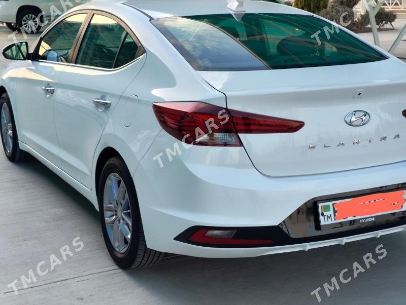 Hyundai Elantra 2019 - 259 000 TMT - 6 мкр - img 4