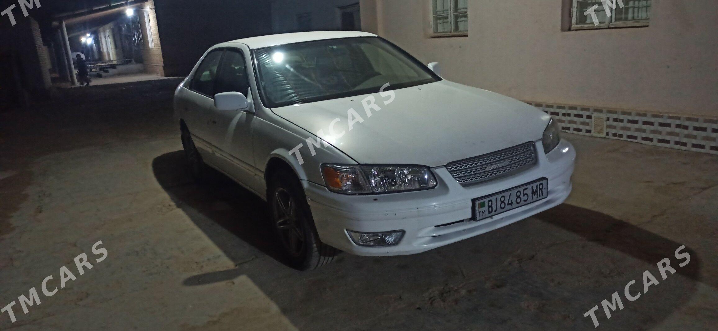 Toyota Camry 2000 - 120 000 TMT - Байрамали - img 2